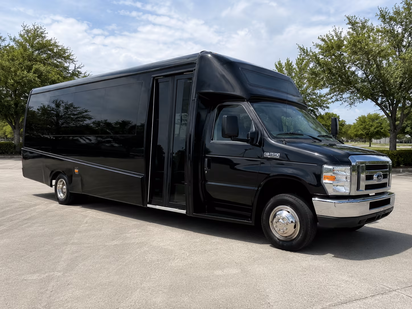 minibus rentals for smaller santa rosa prom groups