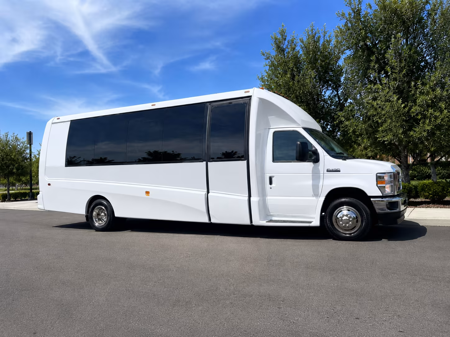 minibuses for bridal party transportation around sonoma county