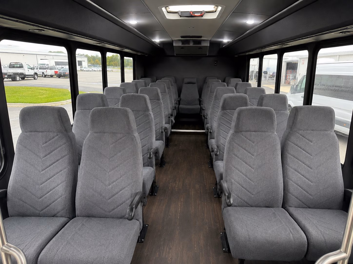 santa rosa 20 passenger minibus interior